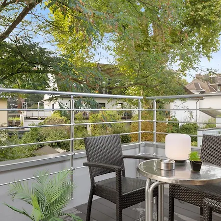 Svyvo - Parking Kitchen Balcony * Brühl