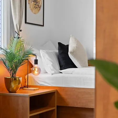 Апартаменты Svyvo - Parking Kitchen Balcony