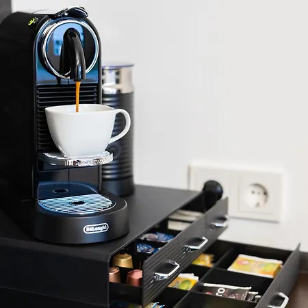 Апартаменты Svyvo - Parking Kitchen Balcony Брюль