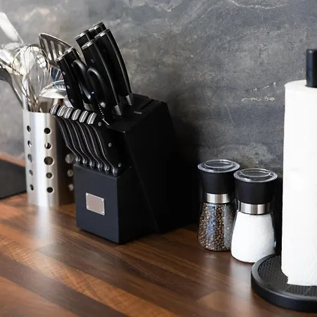 Svyvo - Parking Kitchen Balcony Апартаменты