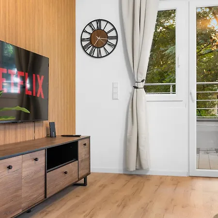 Svyvo - Parking Kitchen Balcony Апартаменты Брюль