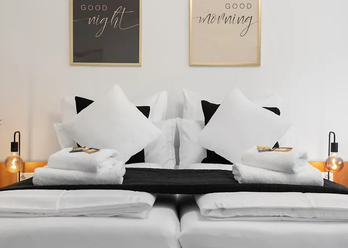 Daire Svyvo - Parking Kitchen Balcony Brühl